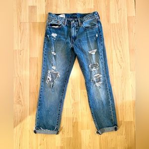 Vintage low rise Levi jeans